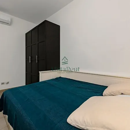 Charming House - Apartament Lecce