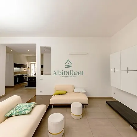 Charming House - Apartament