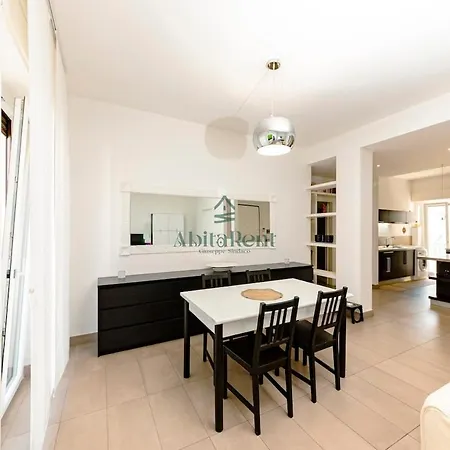 Apartament Charming House - *